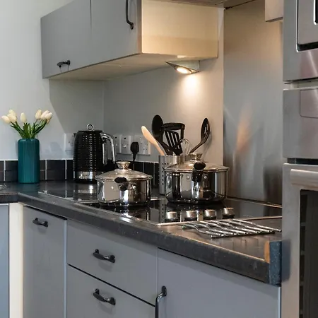 Cotels - The Millhouse Newly Refurbished Modern Apartments With Ultrafast Broadband, Free Parking & A Work Desk Derby Exterior photo