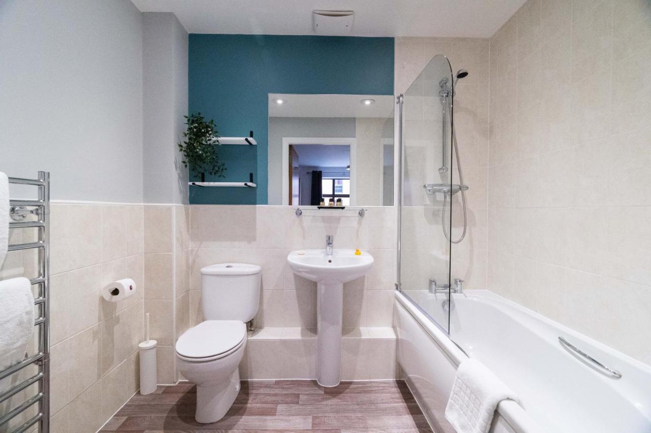 Cotels - The Millhouse: Modern With Ultrafast Wi-fi & Work Desks Apartment Derby