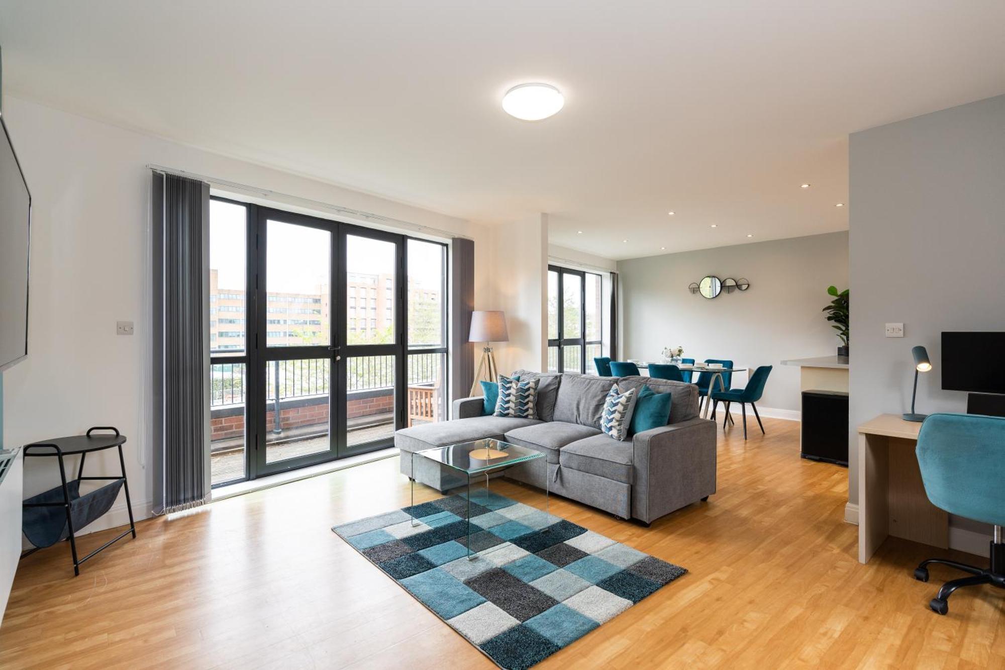 Cotels - The Millhouse Newly Refurbished Modern With Ultrafast Broadband, Free Parking & A Work Desk